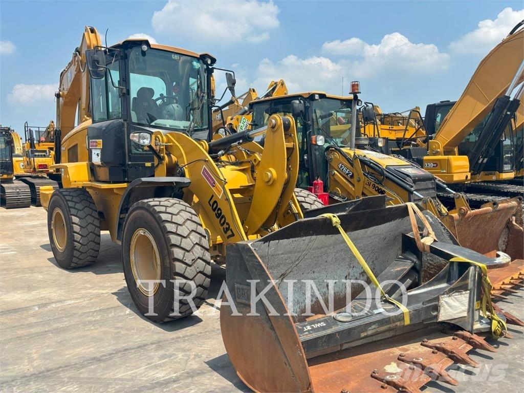 CAT 924K Фронтальні навантажувачі