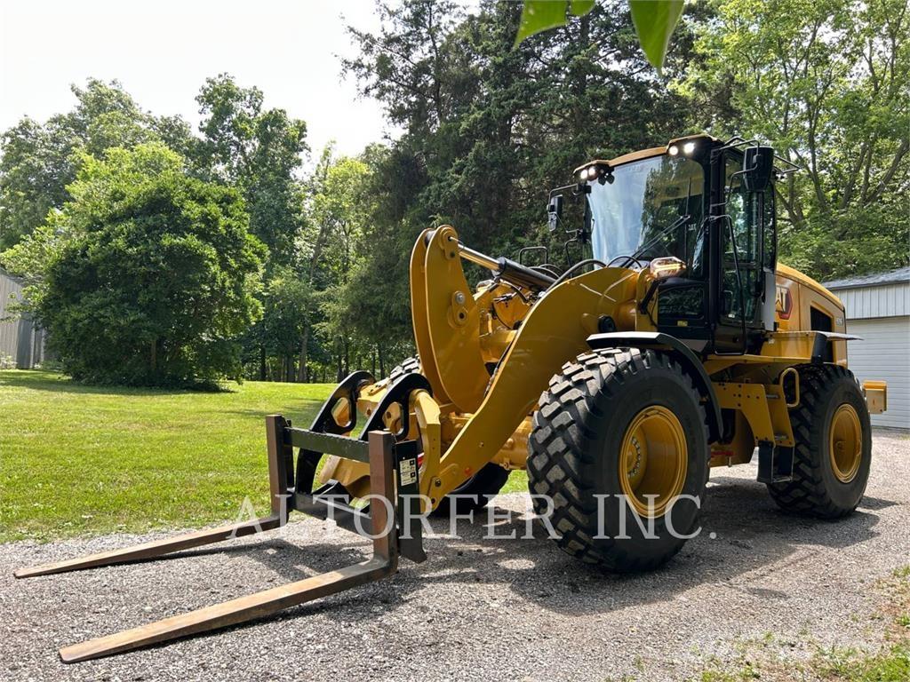 CAT 926-14 Фронтальні навантажувачі