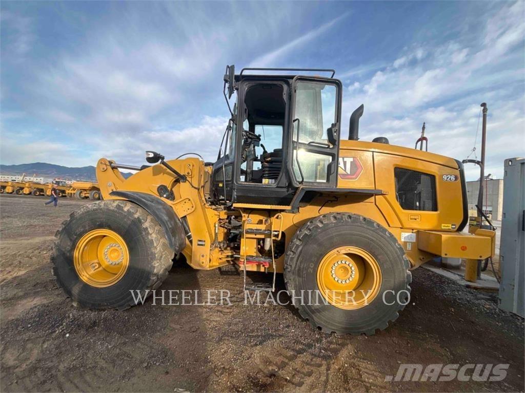 CAT 926 QC Фронтальні навантажувачі