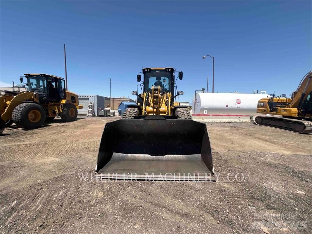 CAT 926 QC 3V Фронтальні навантажувачі