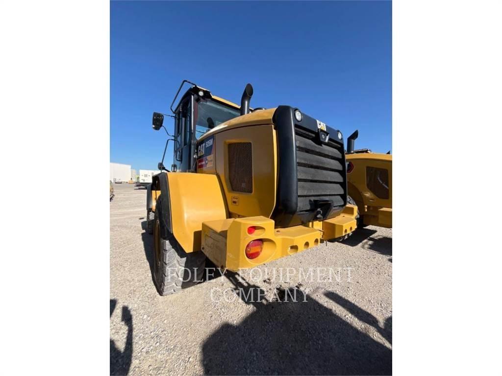 CAT 926M Фронтальні навантажувачі