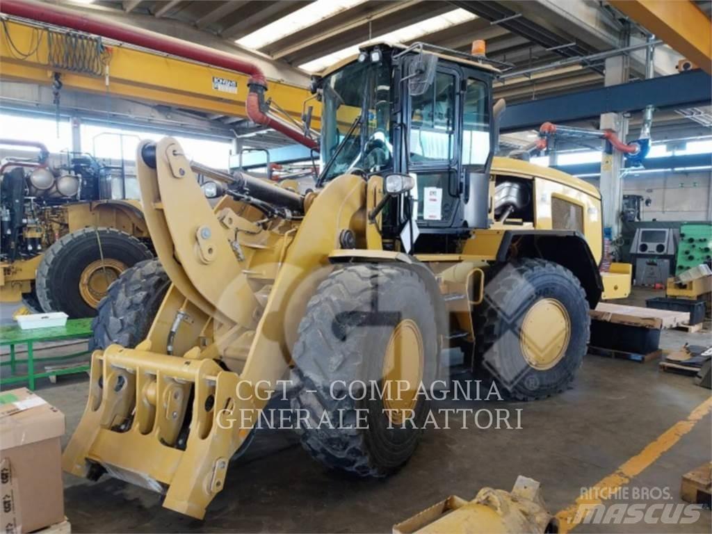 CAT 926M Фронтальні навантажувачі