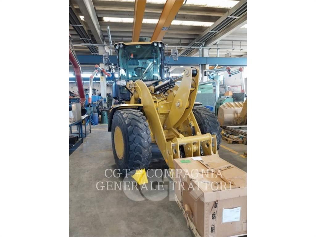 CAT 926M Фронтальні навантажувачі