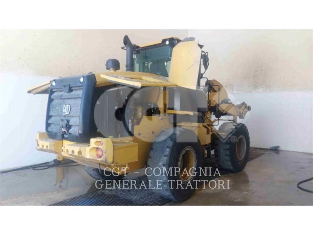 CAT 926M Фронтальні навантажувачі