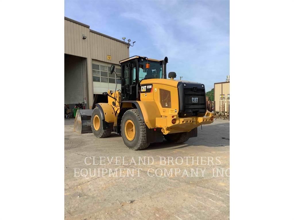 CAT 926M Фронтальні навантажувачі