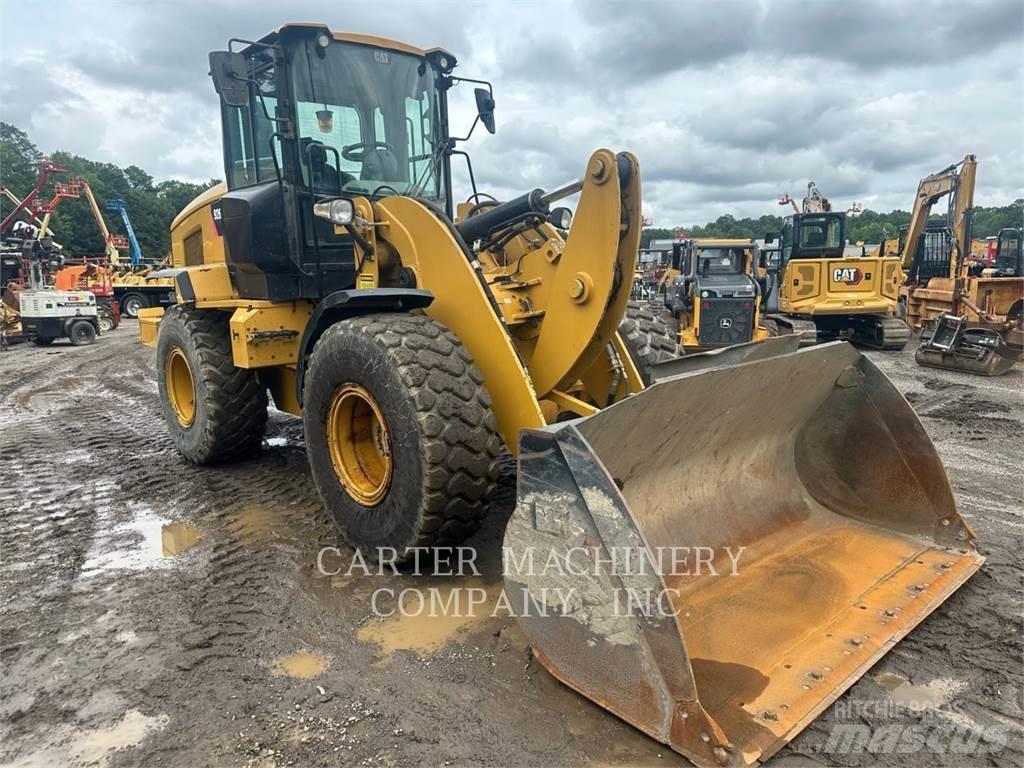 CAT 926M Фронтальні навантажувачі