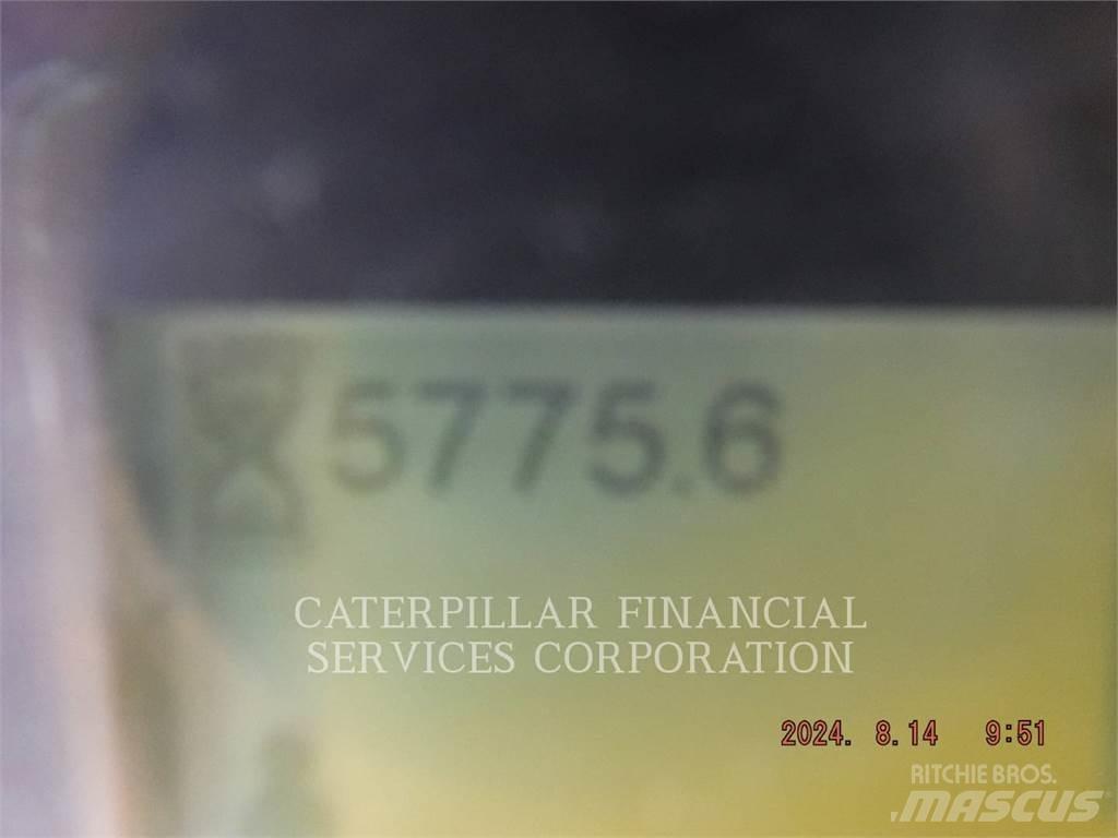 CAT 926M Фронтальні навантажувачі