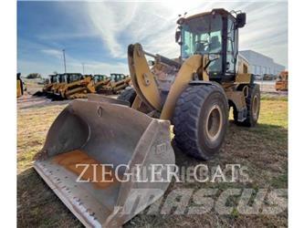 CAT 926M Фронтальні навантажувачі