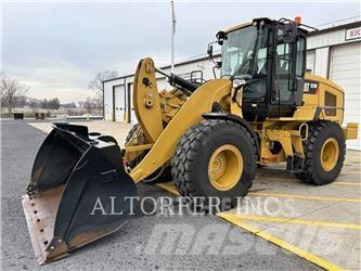 CAT 926M Фронтальні навантажувачі