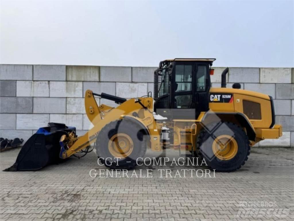 CAT 926M Фронтальні навантажувачі