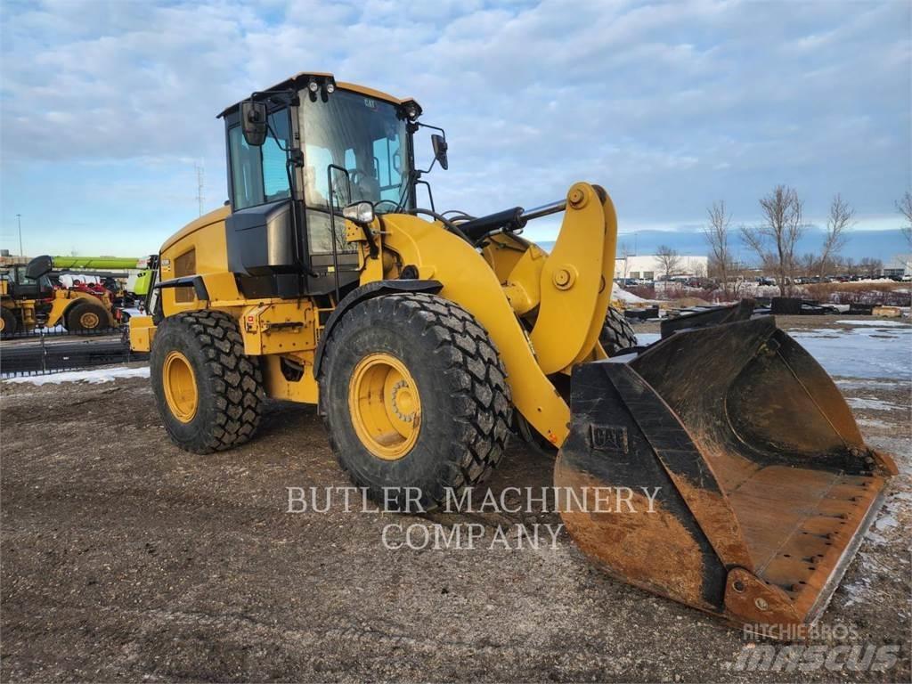 CAT 926M Фронтальні навантажувачі