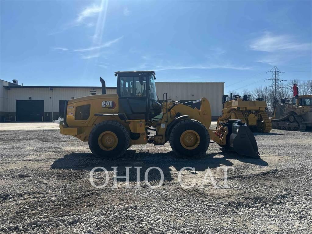 CAT 926M Фронтальні навантажувачі