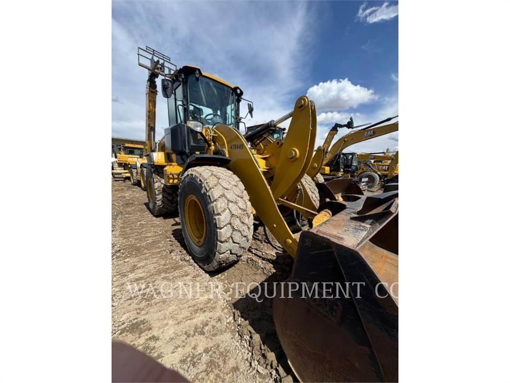CAT 926M Фронтальні навантажувачі