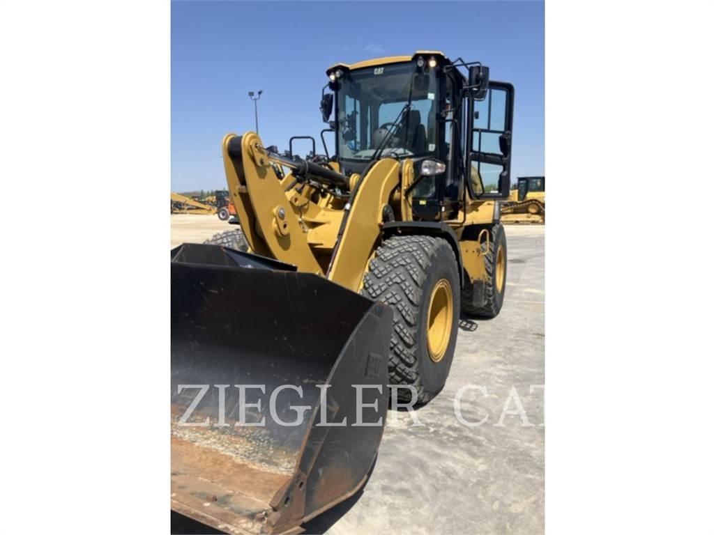 CAT 926M Фронтальні навантажувачі