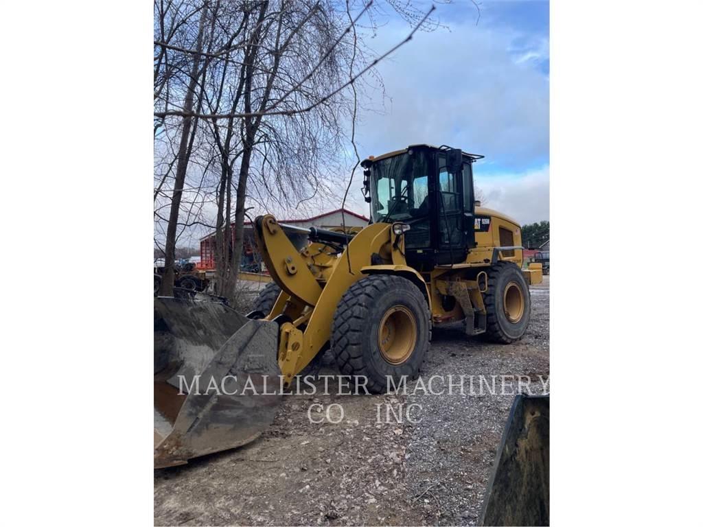 CAT 926M Фронтальні навантажувачі