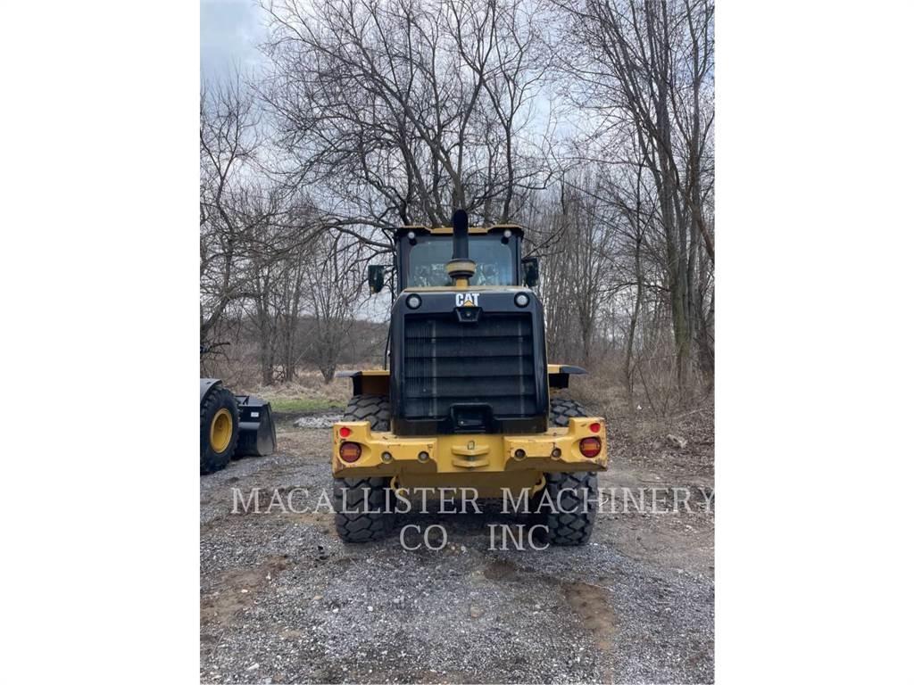 CAT 926M Фронтальні навантажувачі