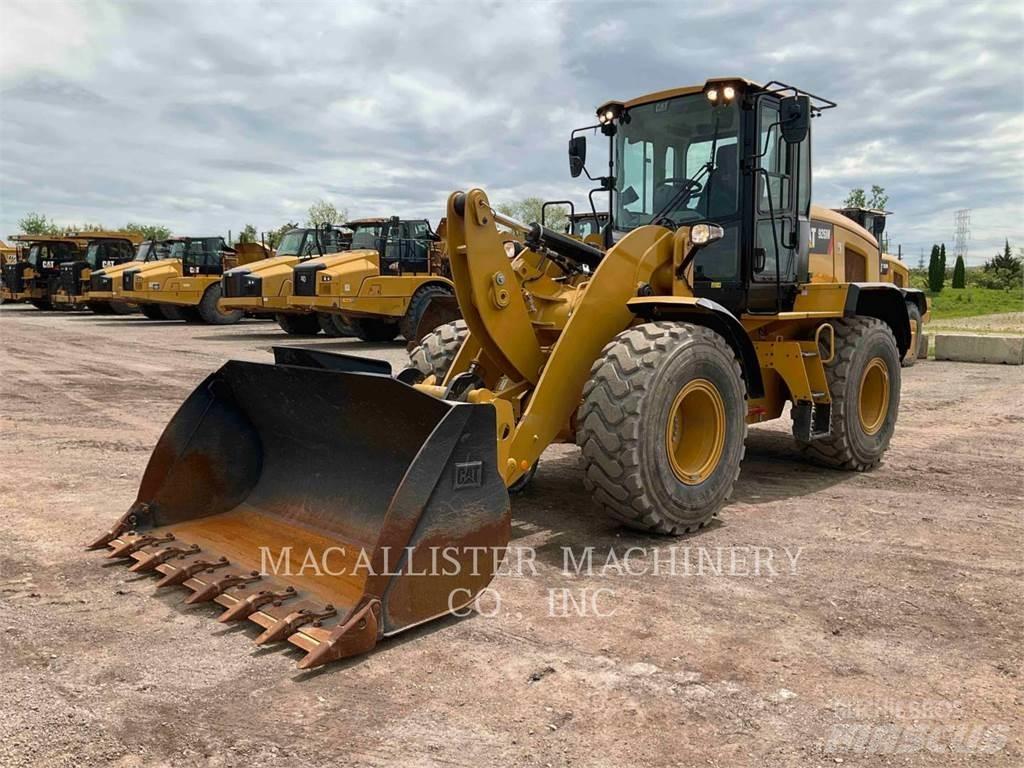 CAT 926M Фронтальні навантажувачі