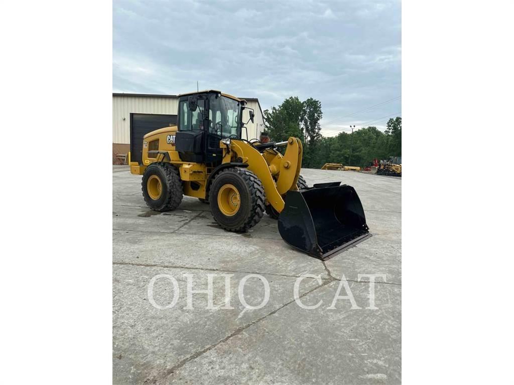 CAT 926M Фронтальні навантажувачі