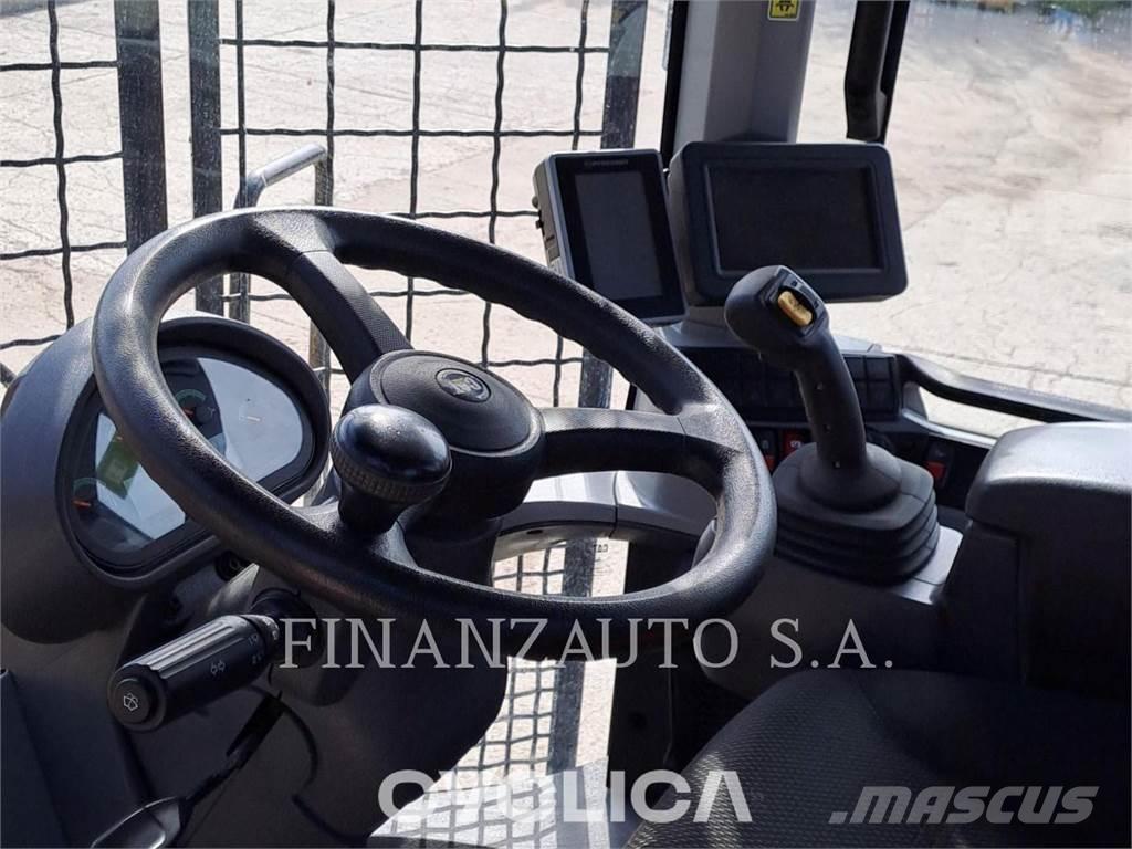 CAT 926M Фронтальні навантажувачі