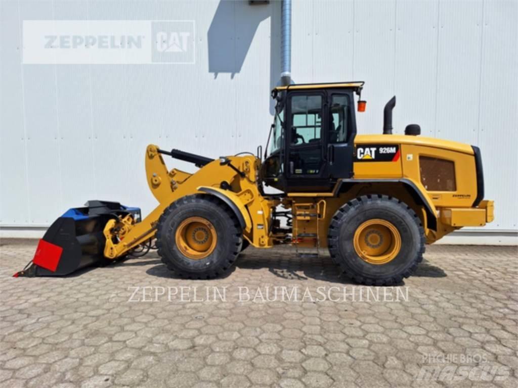 CAT 926M Фронтальні навантажувачі