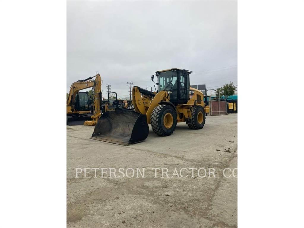 CAT 926M Фронтальні навантажувачі