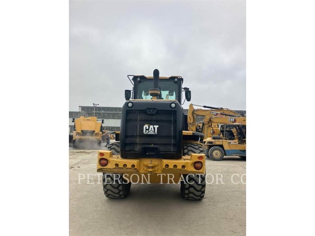 CAT 926M Фронтальні навантажувачі