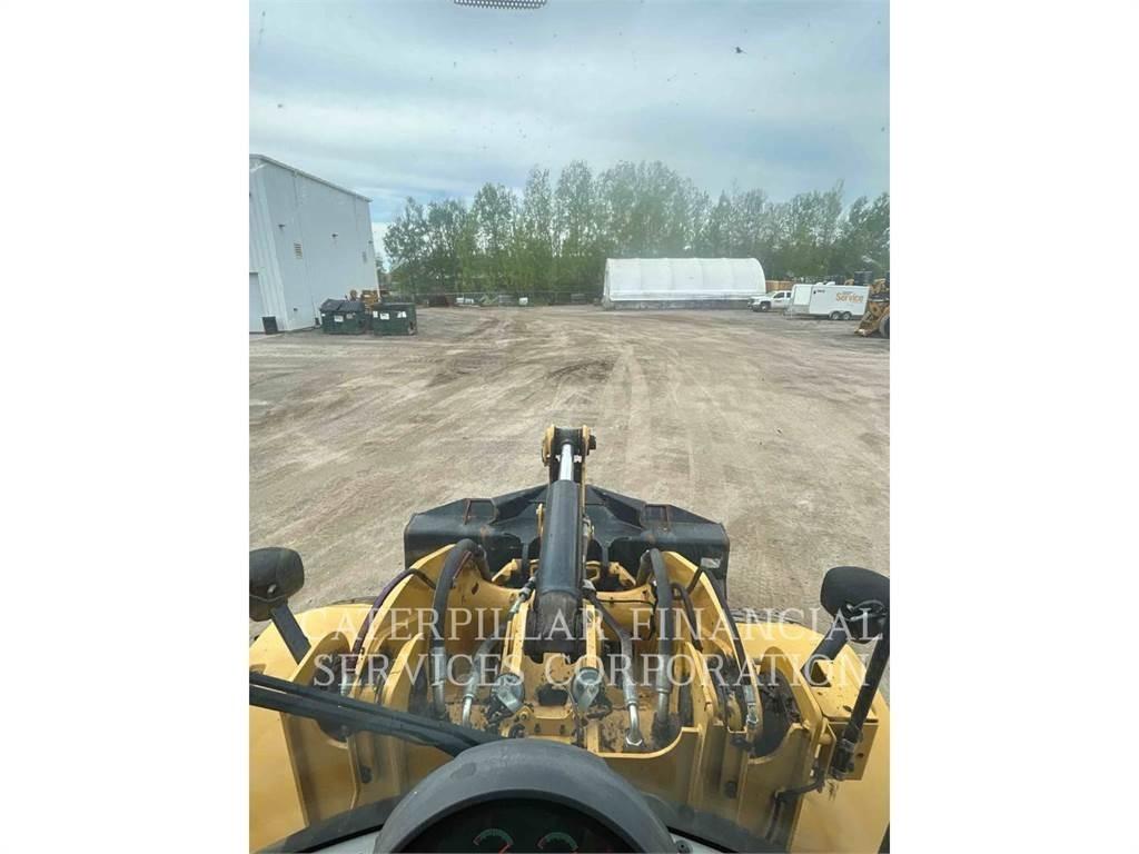 CAT 926M Фронтальні навантажувачі