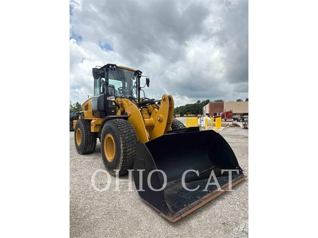 CAT 926M Фронтальні навантажувачі