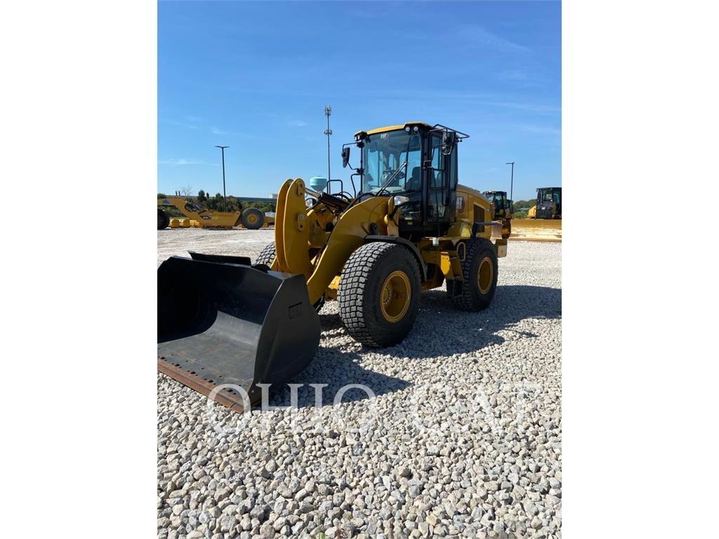 CAT 926M Фронтальні навантажувачі