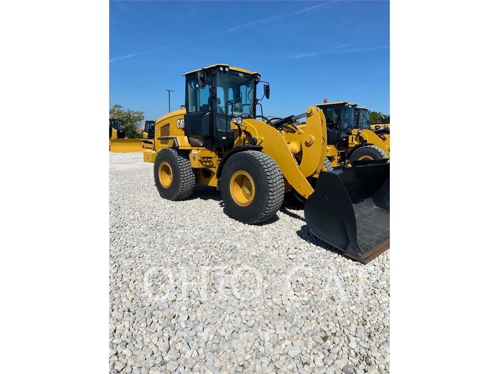 CAT 926M Фронтальні навантажувачі