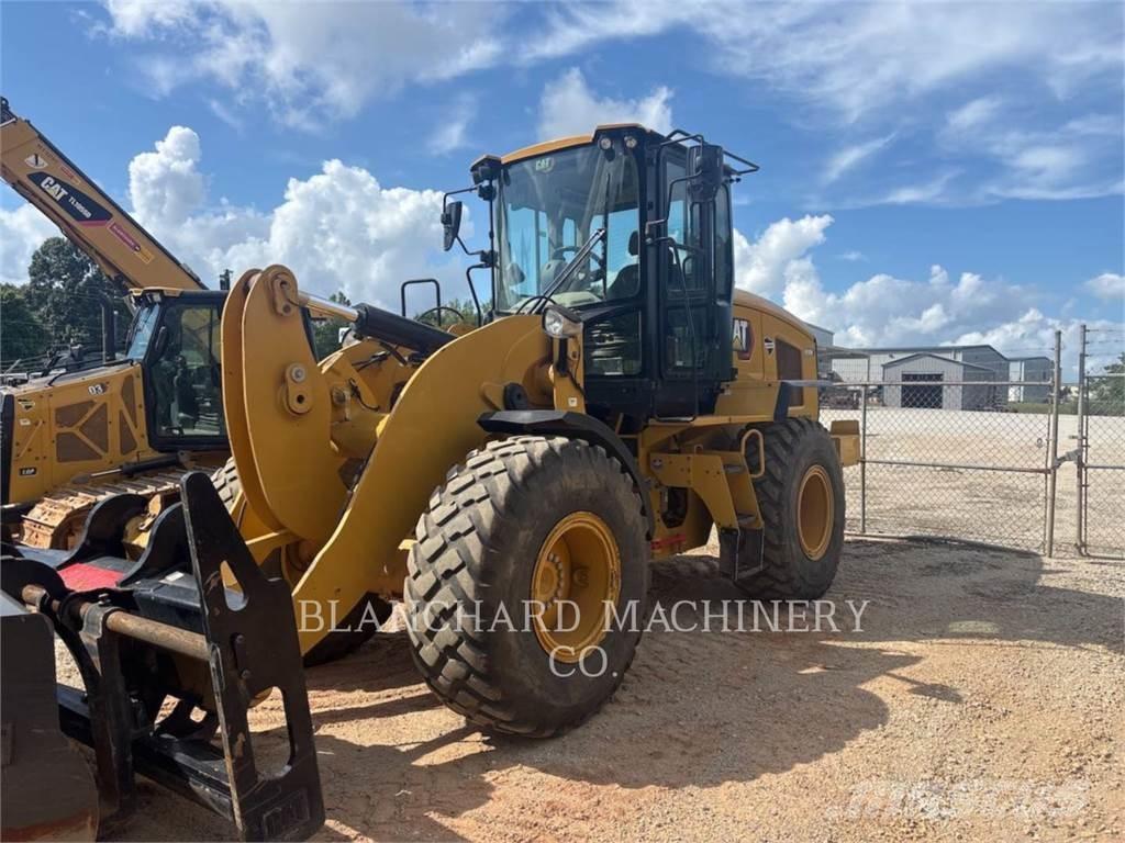 CAT 926M Фронтальні навантажувачі