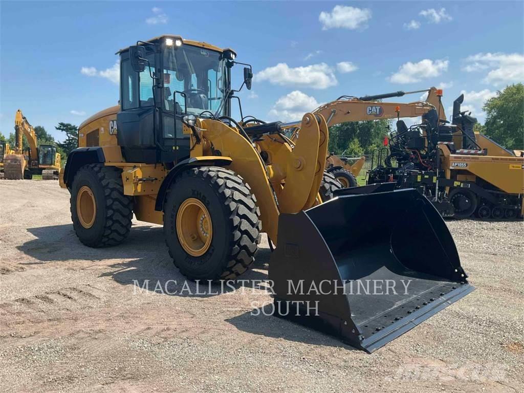 CAT 926M Фронтальні навантажувачі