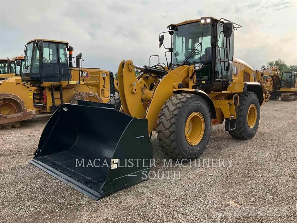 CAT 926M Фронтальні навантажувачі