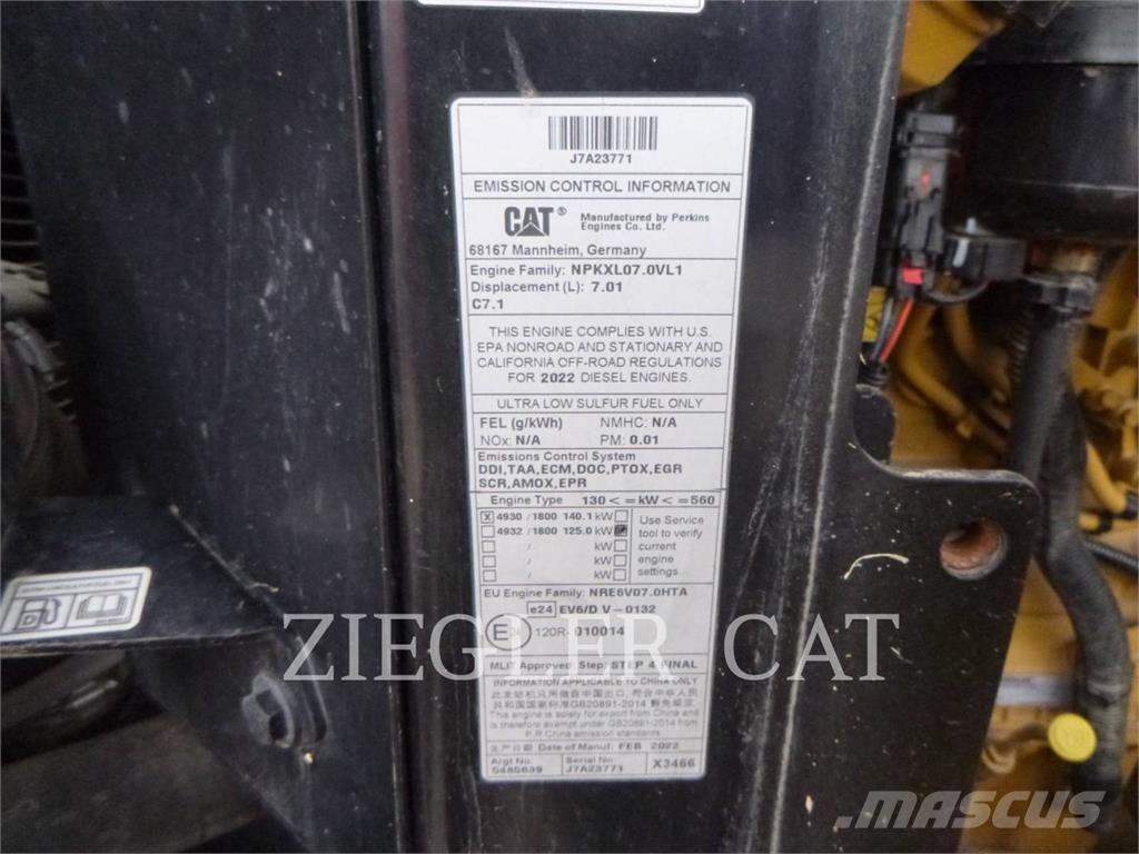 CAT 926M Фронтальні навантажувачі
