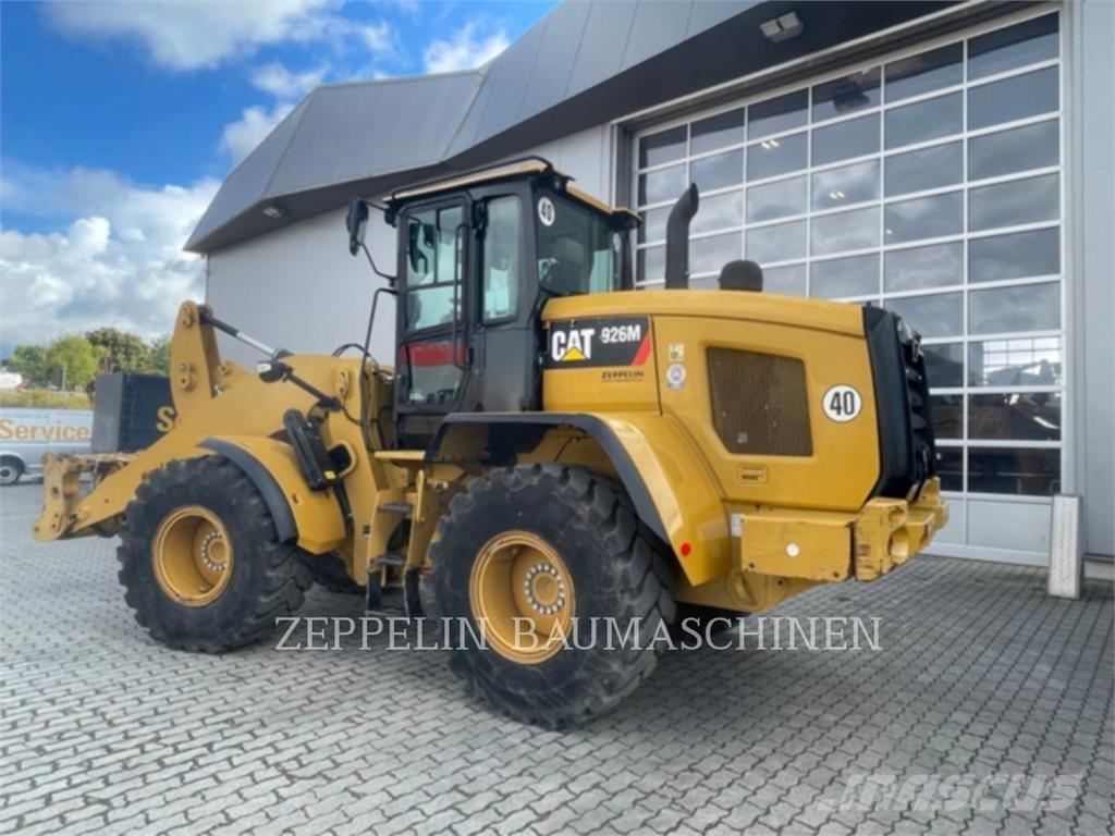 CAT 926M Фронтальні навантажувачі