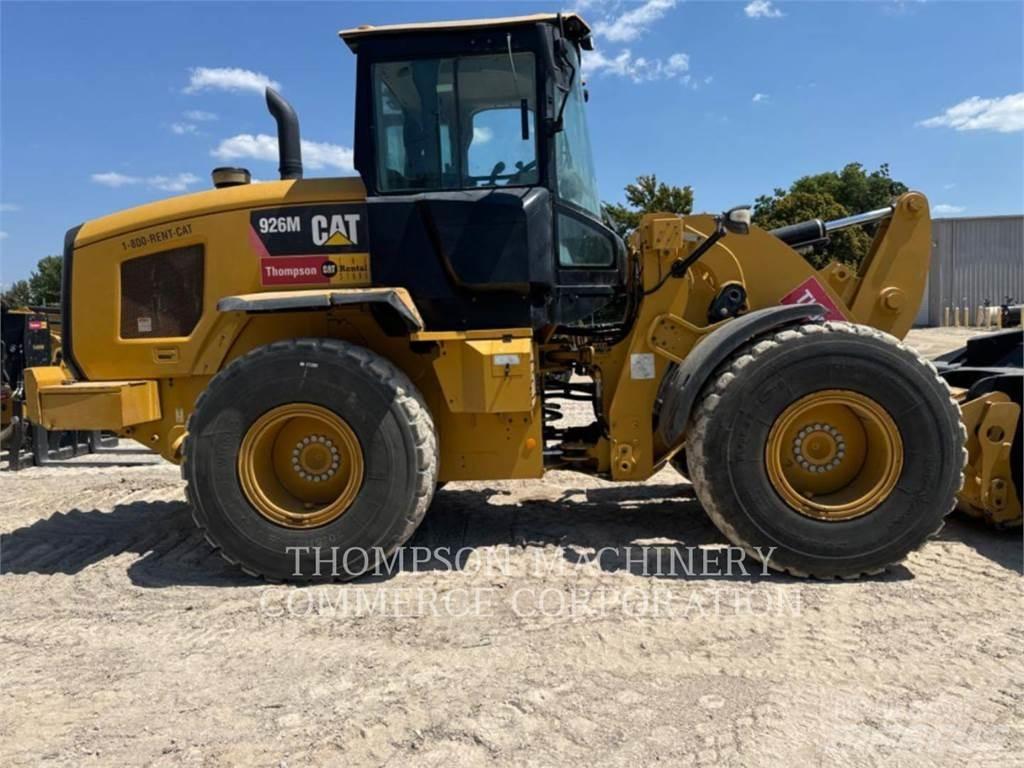 CAT 926M Фронтальні навантажувачі