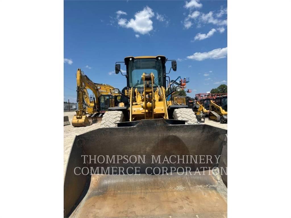 CAT 926M Фронтальні навантажувачі