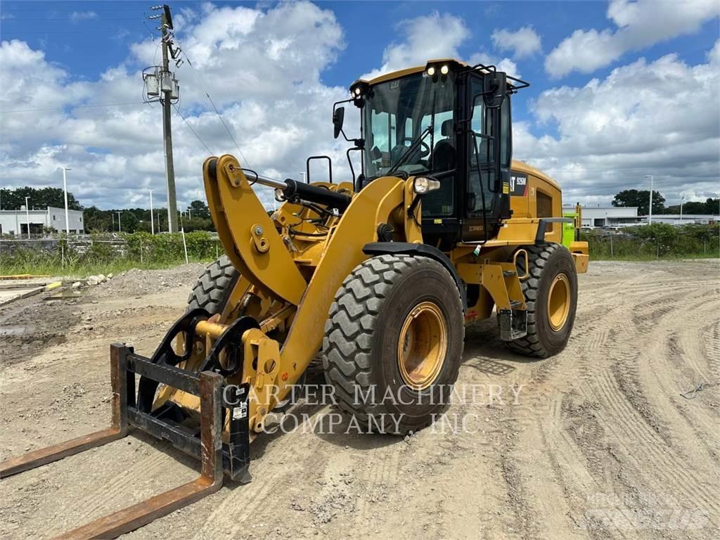 CAT 926M ACQC Фронтальні навантажувачі