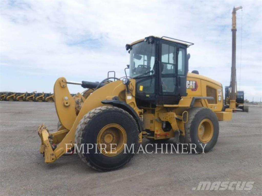 CAT 926M FC Фронтальні навантажувачі