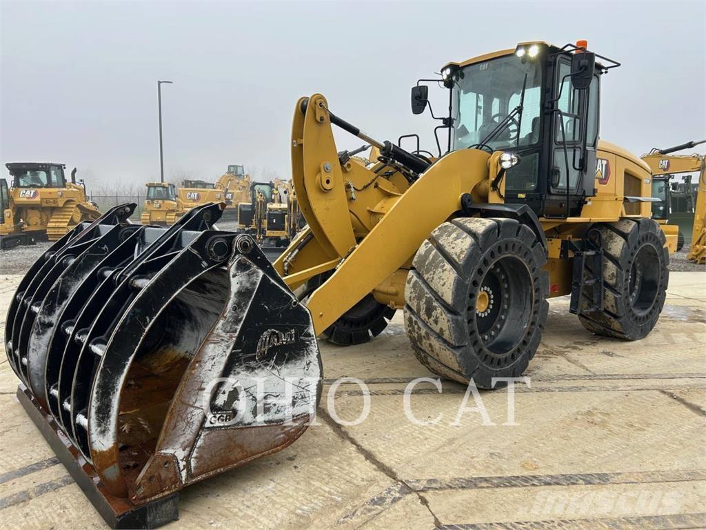 CAT 926M HL Фронтальні навантажувачі
