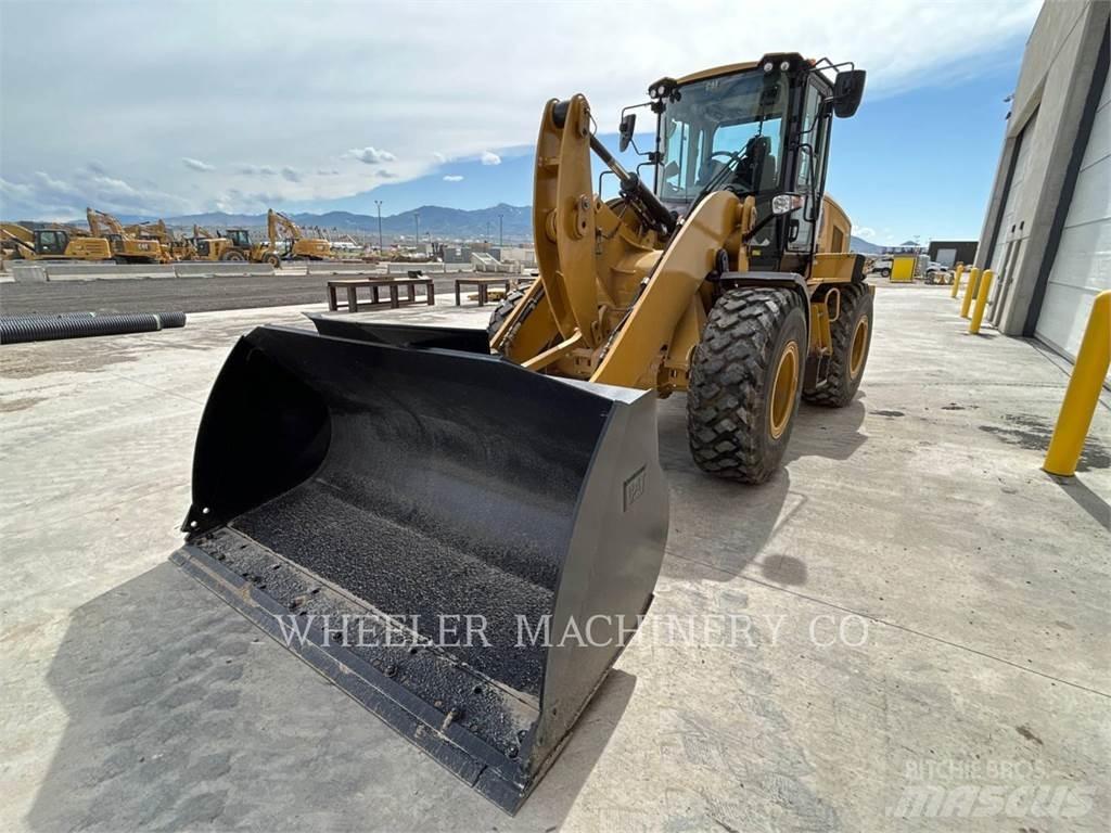 CAT 926M HL QC Фронтальні навантажувачі