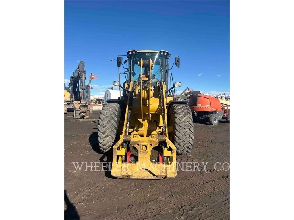CAT 926M HL QC Фронтальні навантажувачі