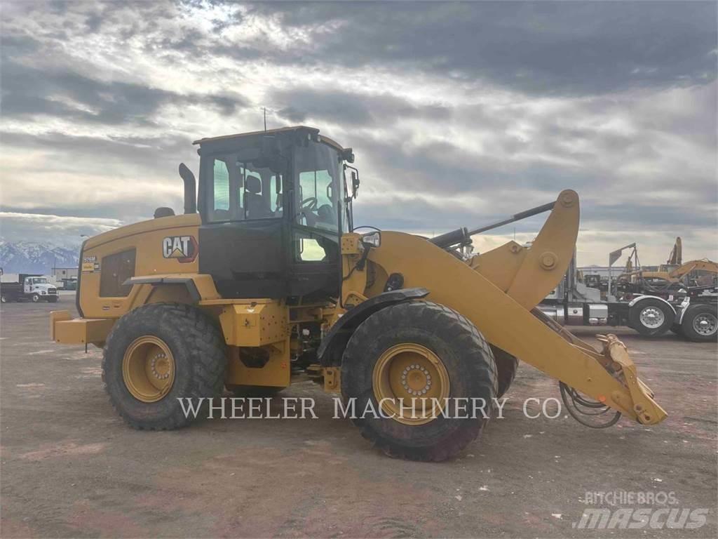 CAT 926M HL QC Фронтальні навантажувачі