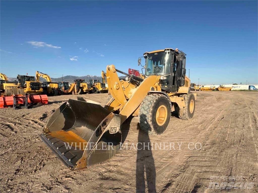 CAT 926M HL QC Фронтальні навантажувачі