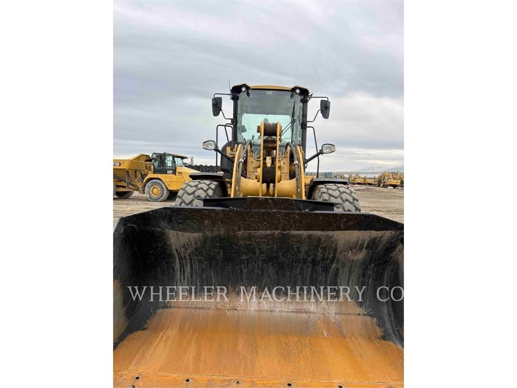 CAT 926M QC Фронтальні навантажувачі