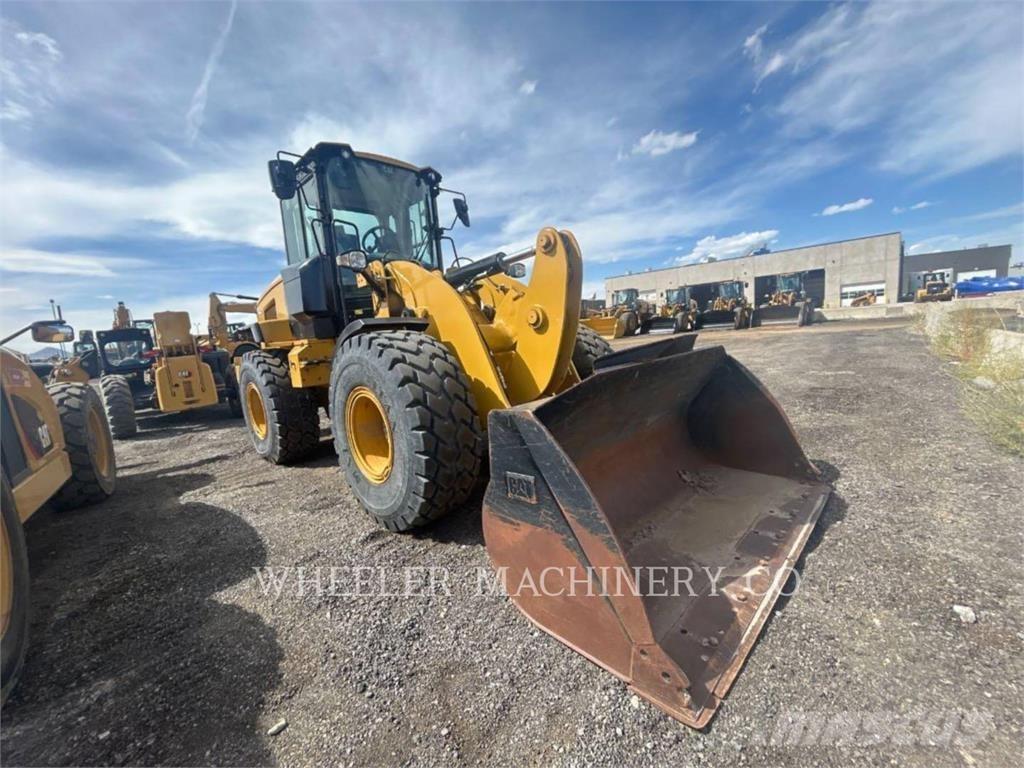 CAT 926M QC Фронтальні навантажувачі