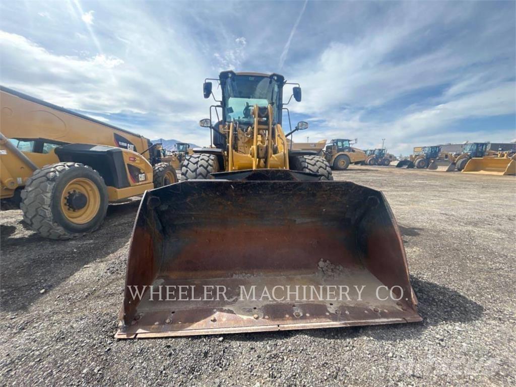 CAT 926M QC Фронтальні навантажувачі