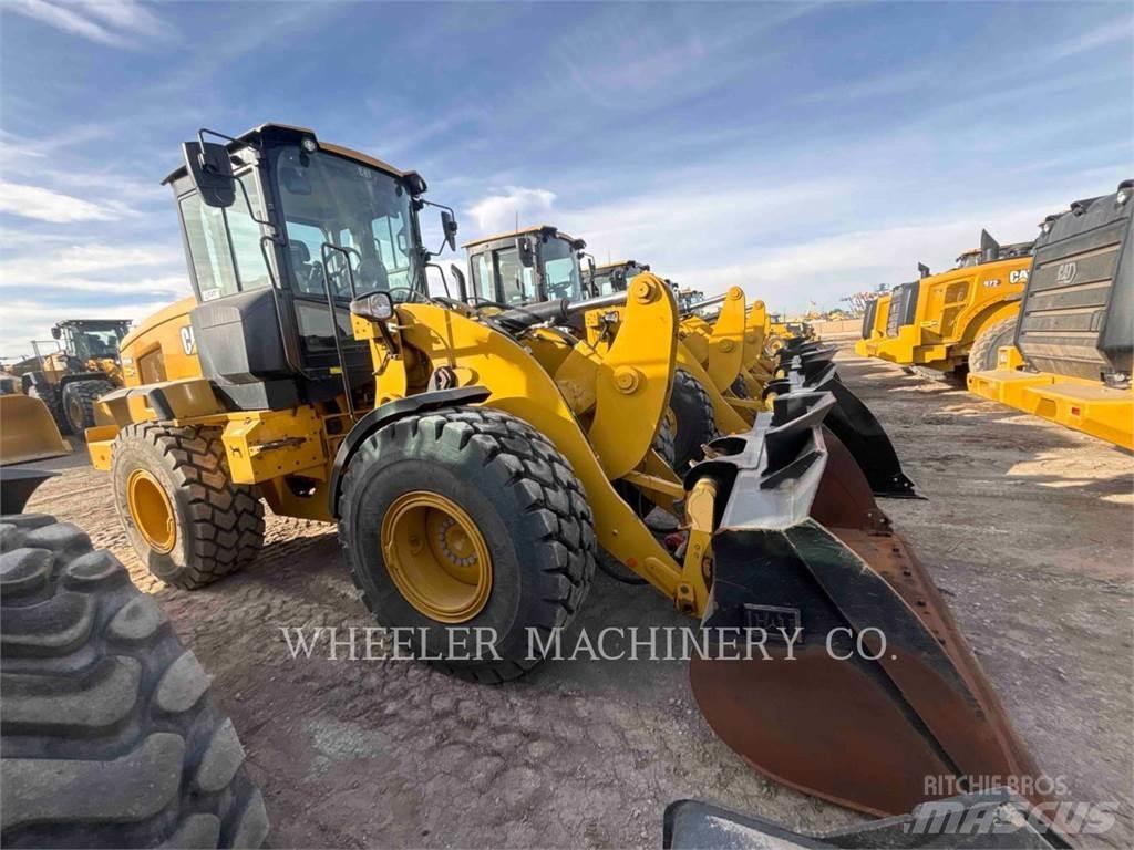 CAT 926M QC 3V Фронтальні навантажувачі