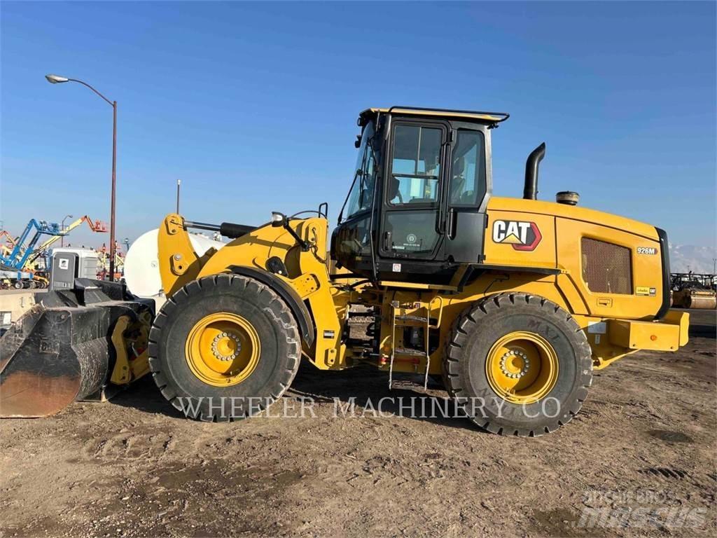 CAT 926M QC 3V Фронтальні навантажувачі