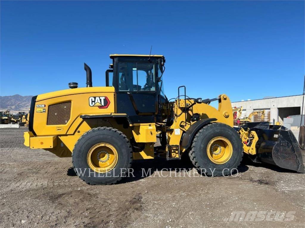 CAT 926M QC 3V Фронтальні навантажувачі